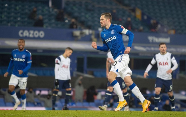 角色被精心 角色被精心